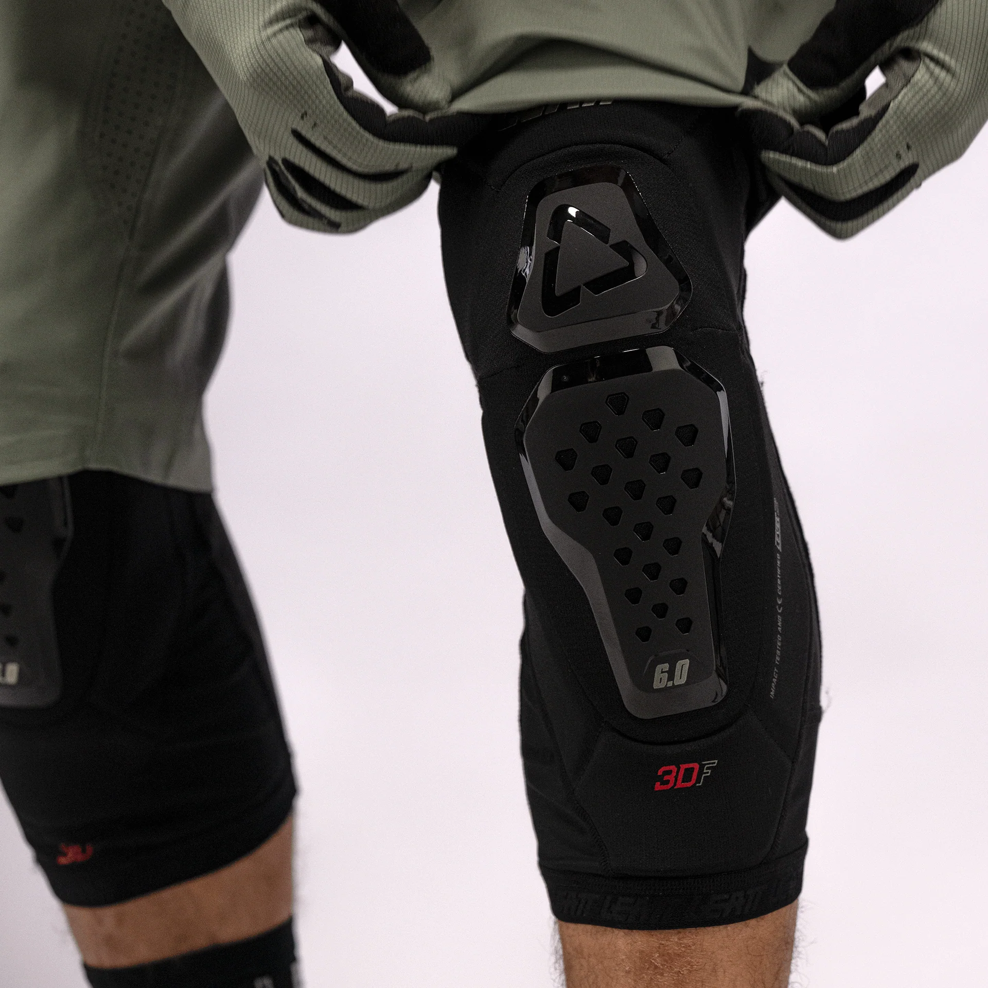 Knee Guard 6.0 Evo - Image 10