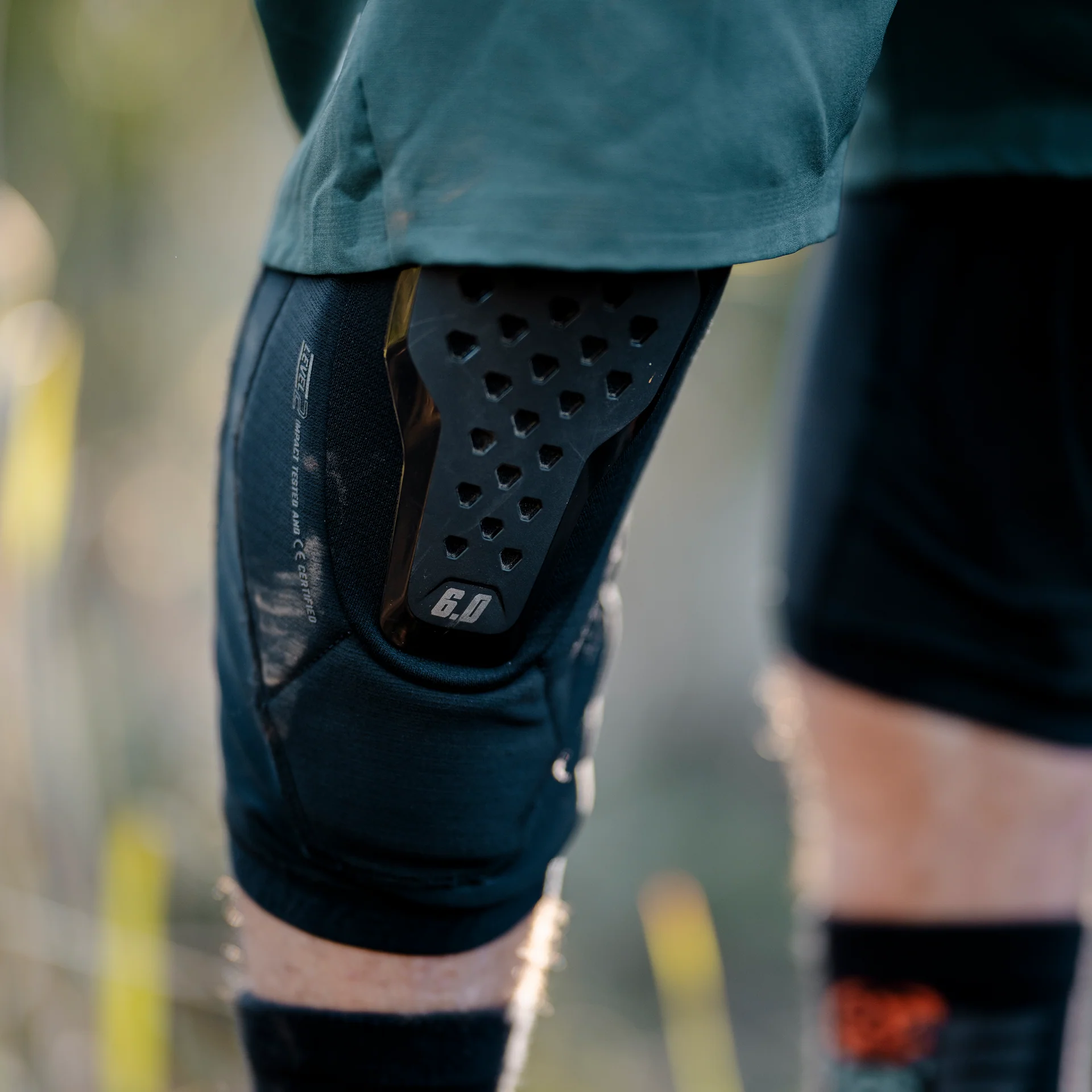 Knee Guard 6.0 Evo - Image 16