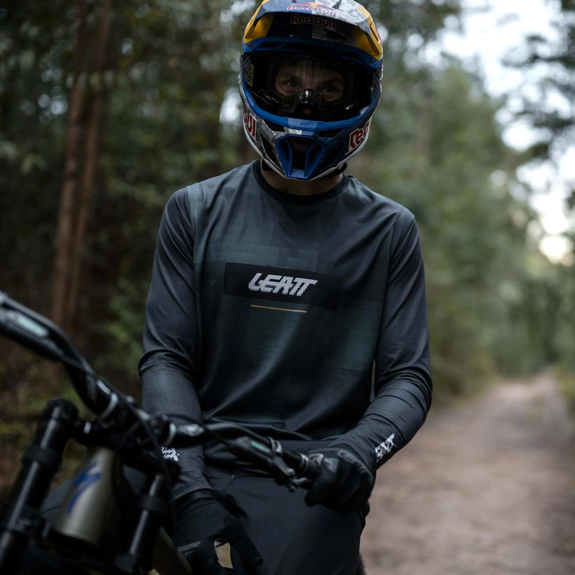 Ride Kit MTB Gravity 1.0 - Szymon Godziek - Image 8